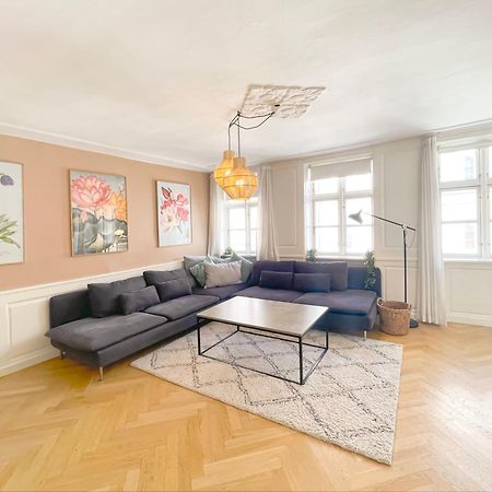 Large Apartment With 4 Bedrooms In Copenhagen Exterior photo