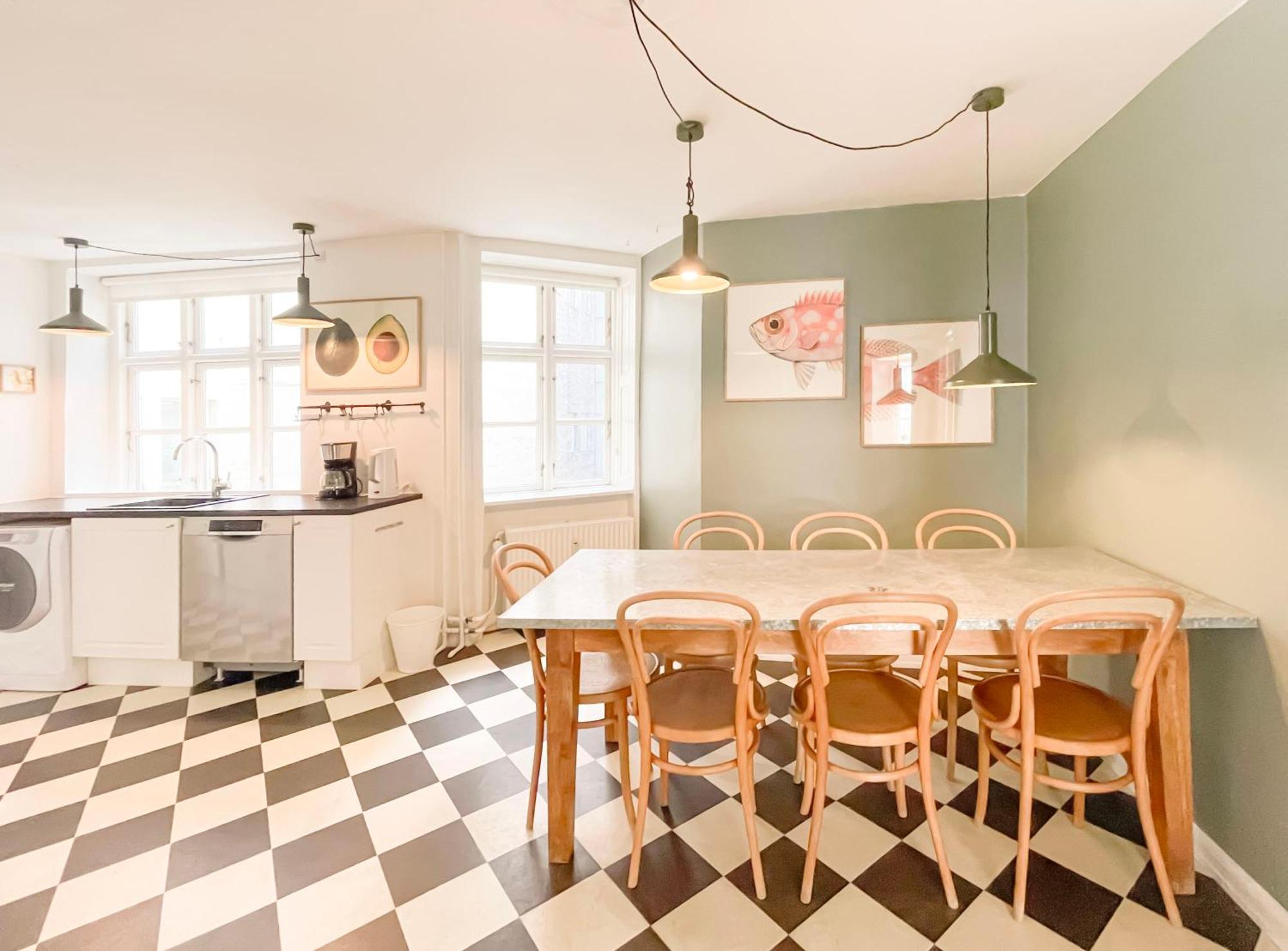 Large Apartment With 4 Bedrooms In Copenhagen Exterior photo